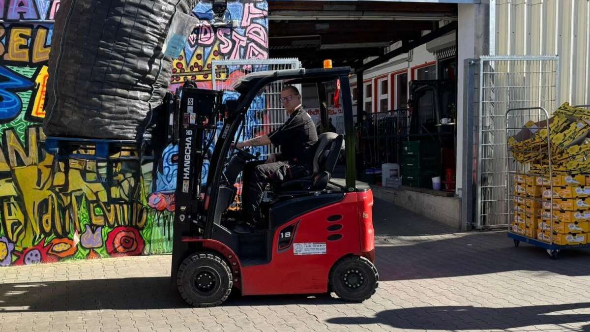 F0904960 eff0 4580 a3b2 cfa3d87435b6