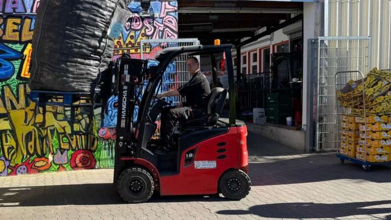 F0904960 eff0 4580 a3b2 cfa3d87435b6